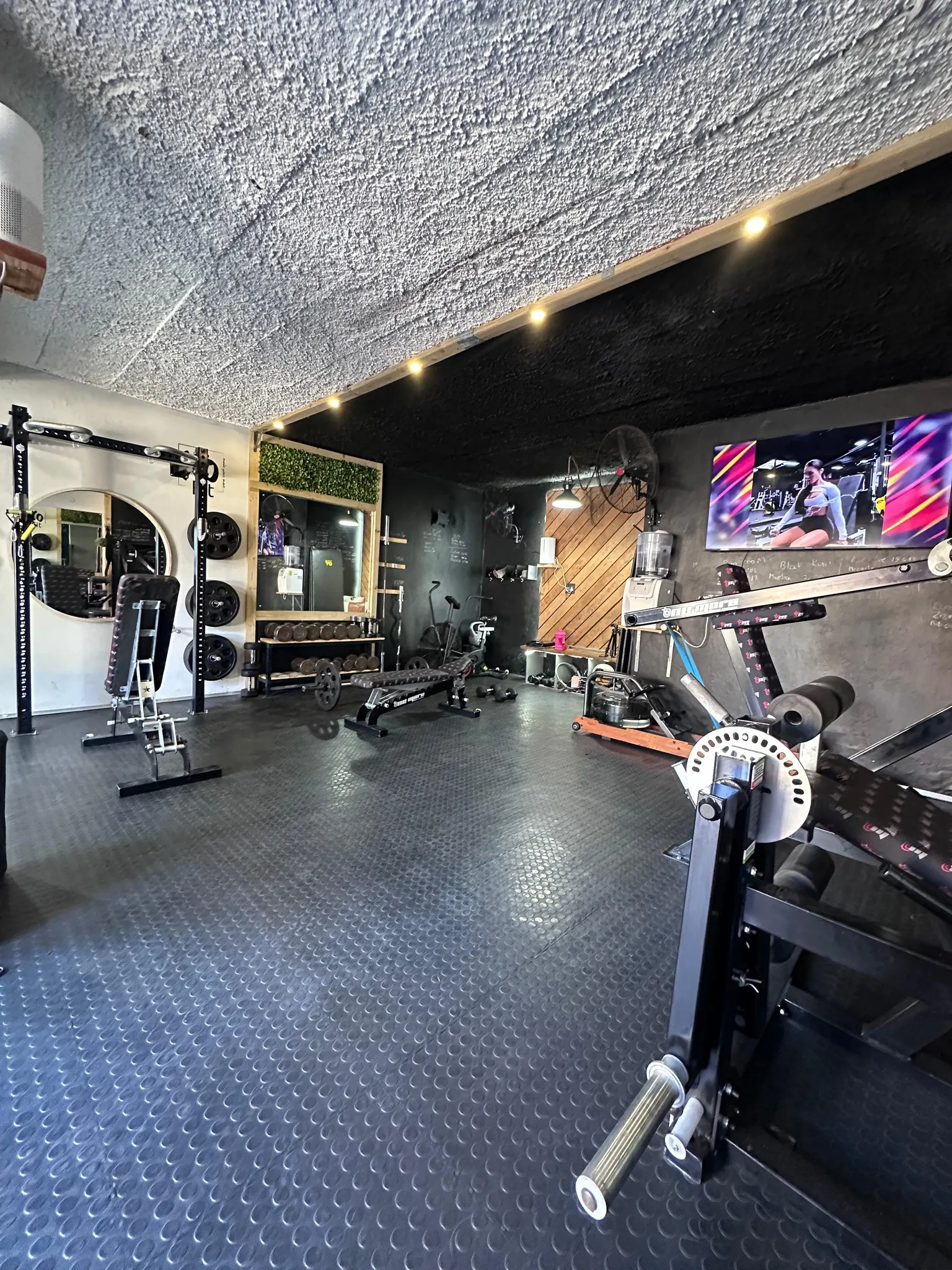 XO Fit private training gym interior in Faerie Glen